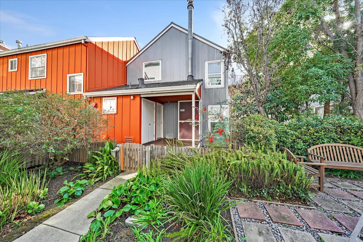 Neighborhood Neighborhood-38