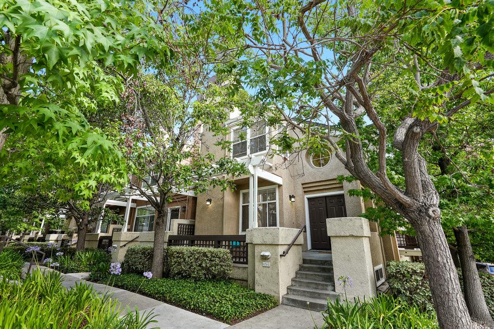 Neighborhood Neighborhood-62