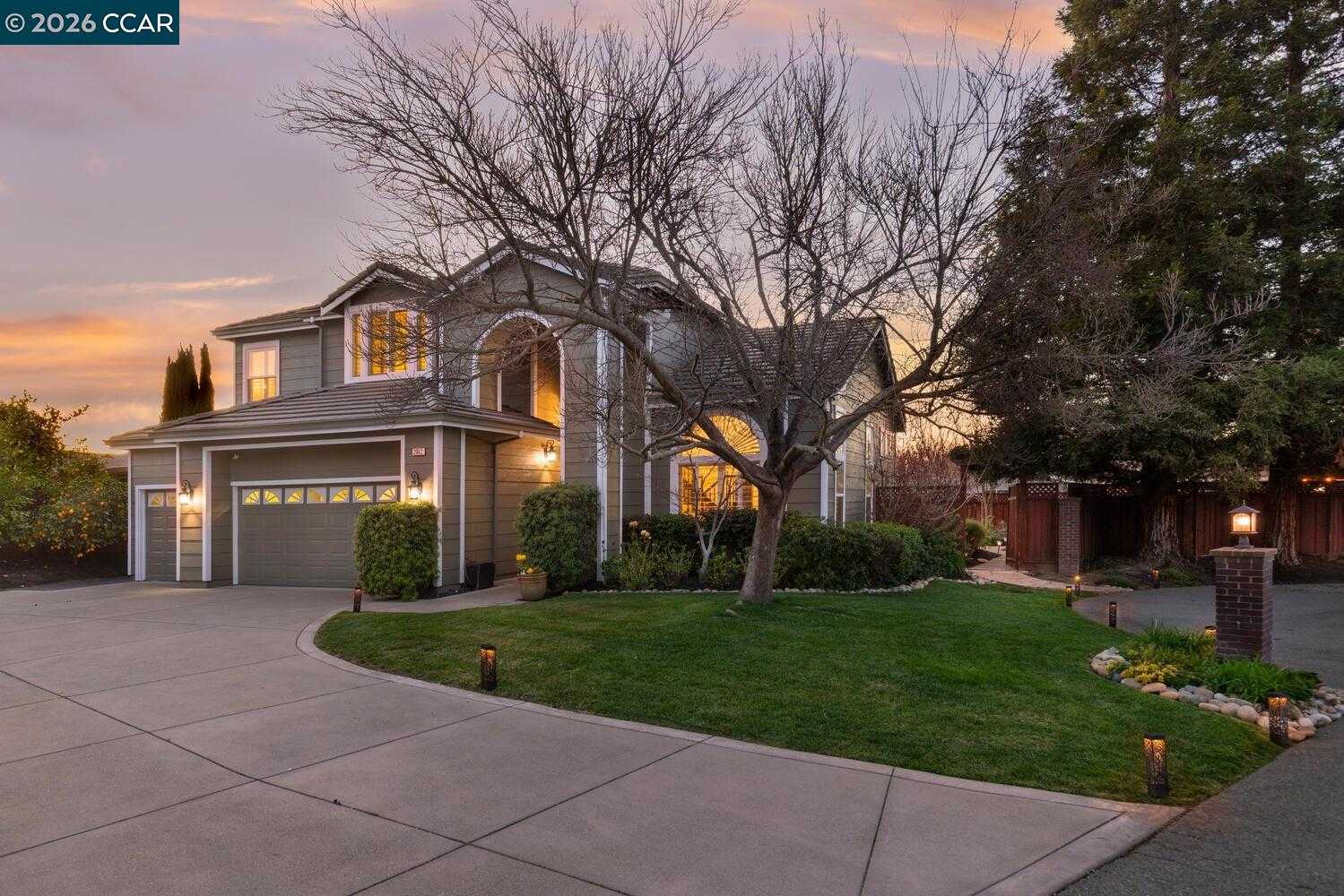 Neighborhood-15
