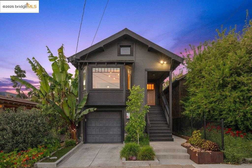 Neighborhood Neighborhood-20