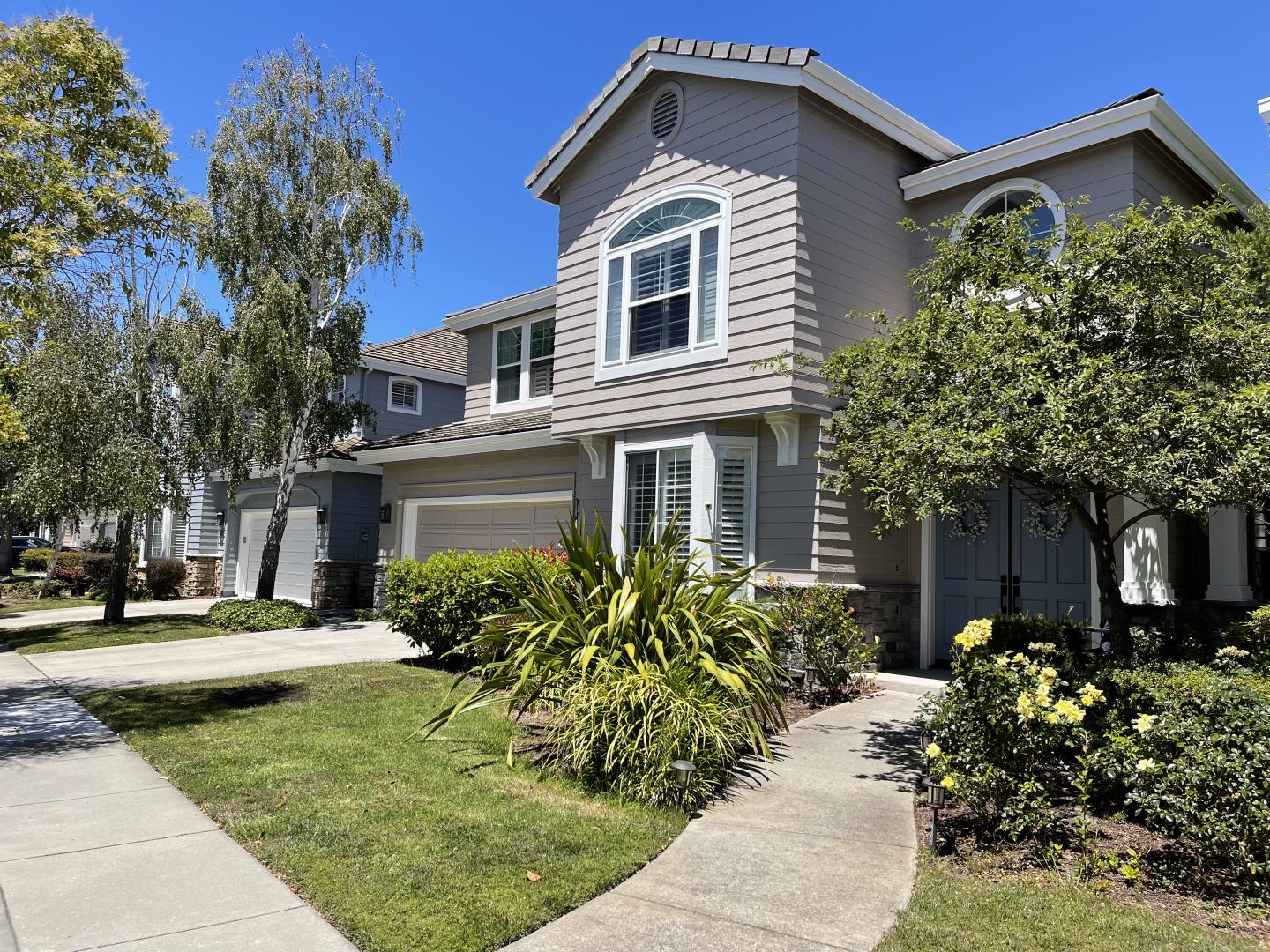 Neighborhood Neighborhood-51