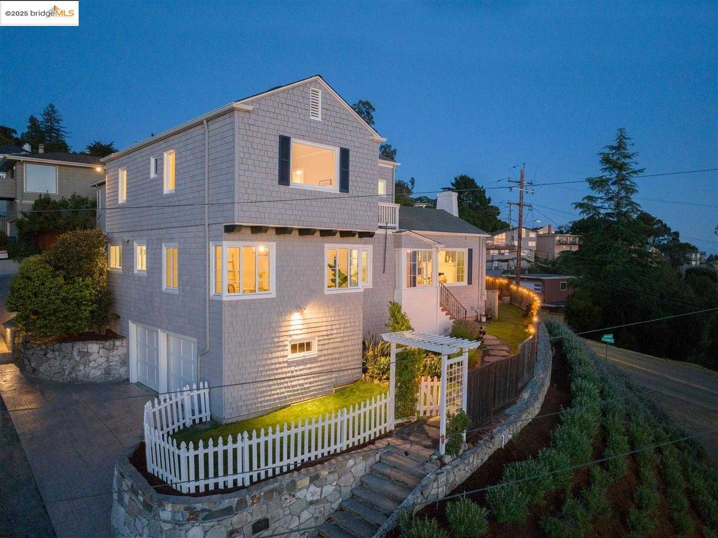 Neighborhood Neighborhood-9