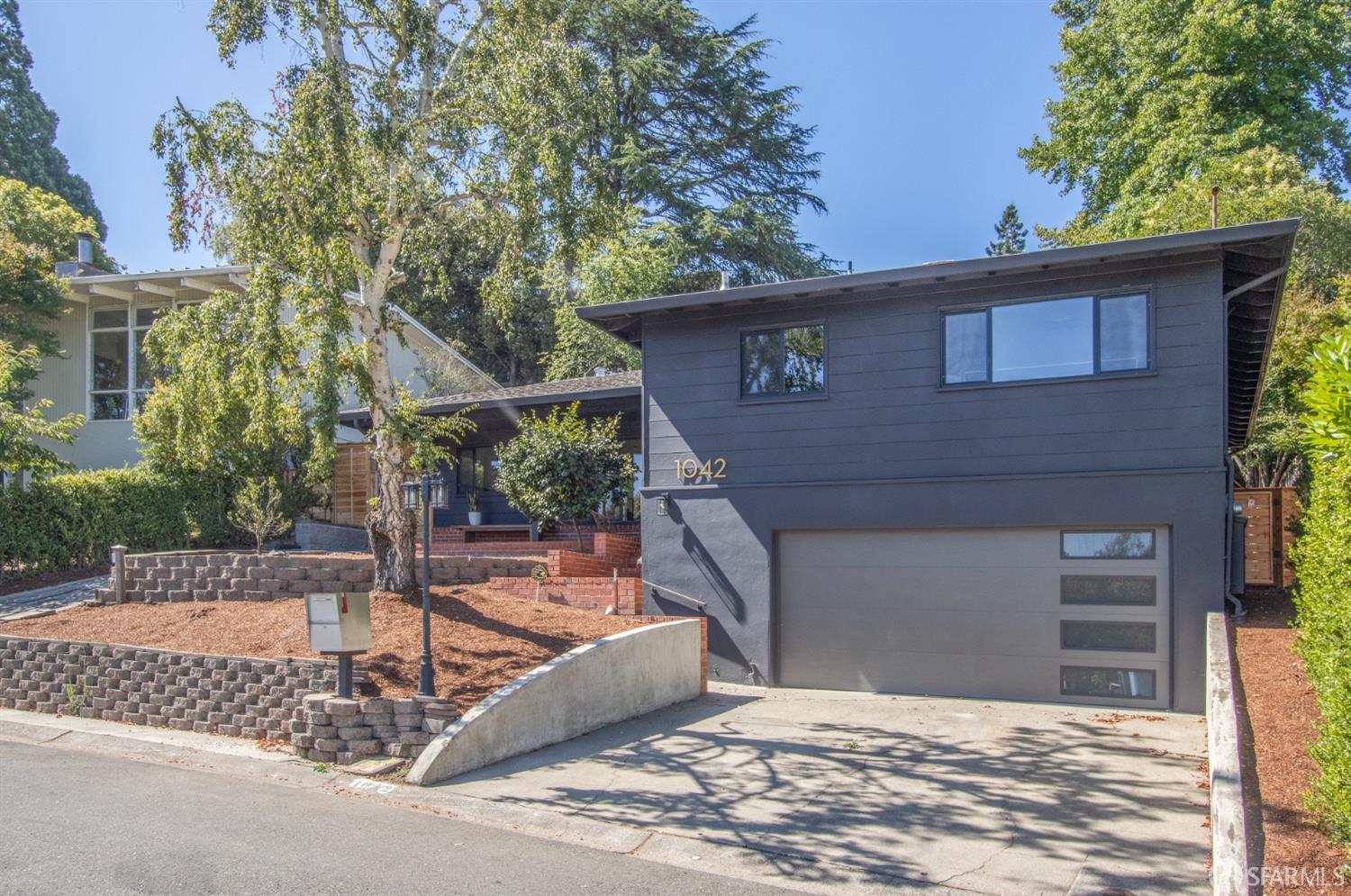 Neighborhood Neighborhood-28