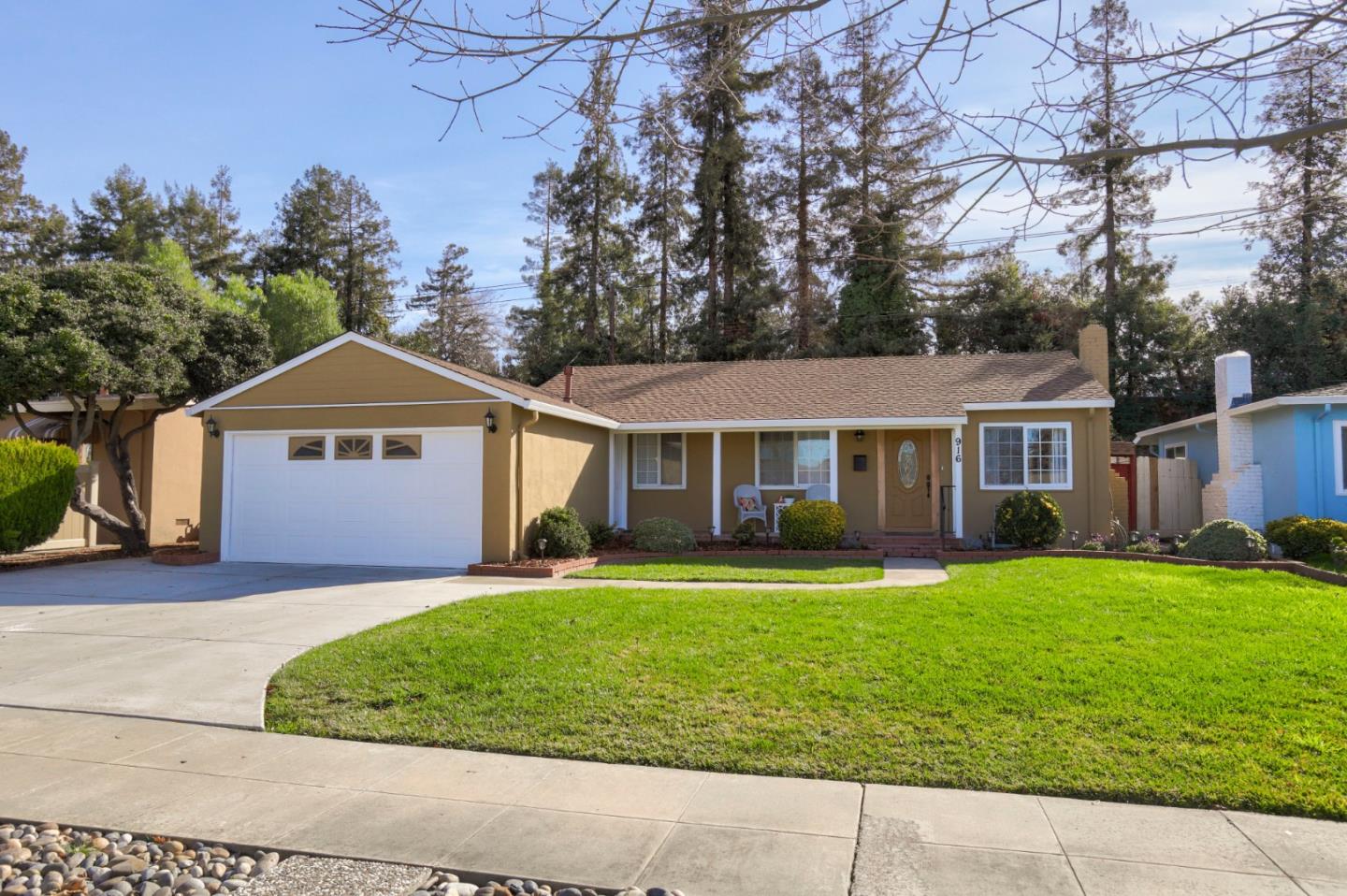 Neighborhood Neighborhood-5