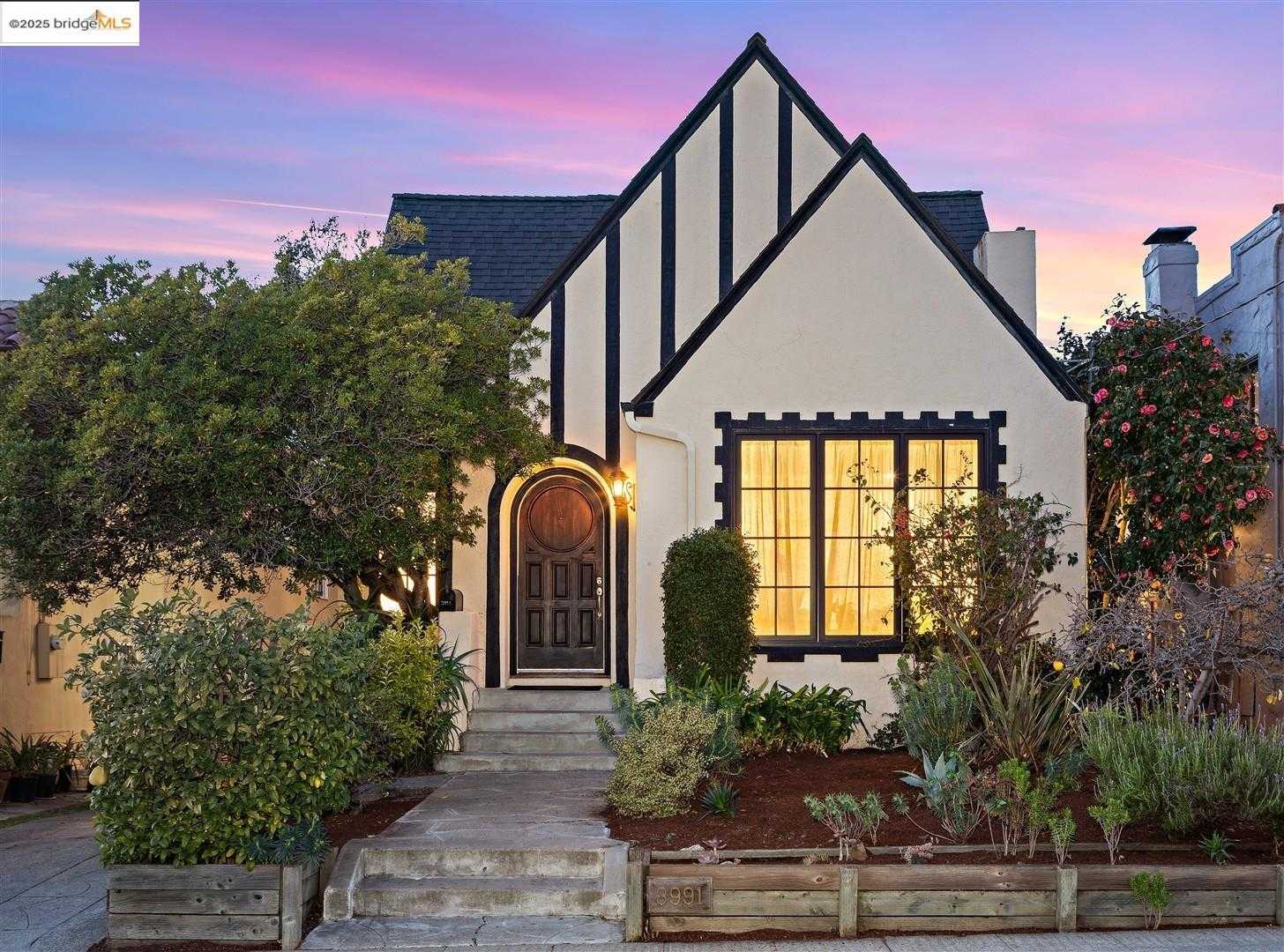 Neighborhood Neighborhood-4