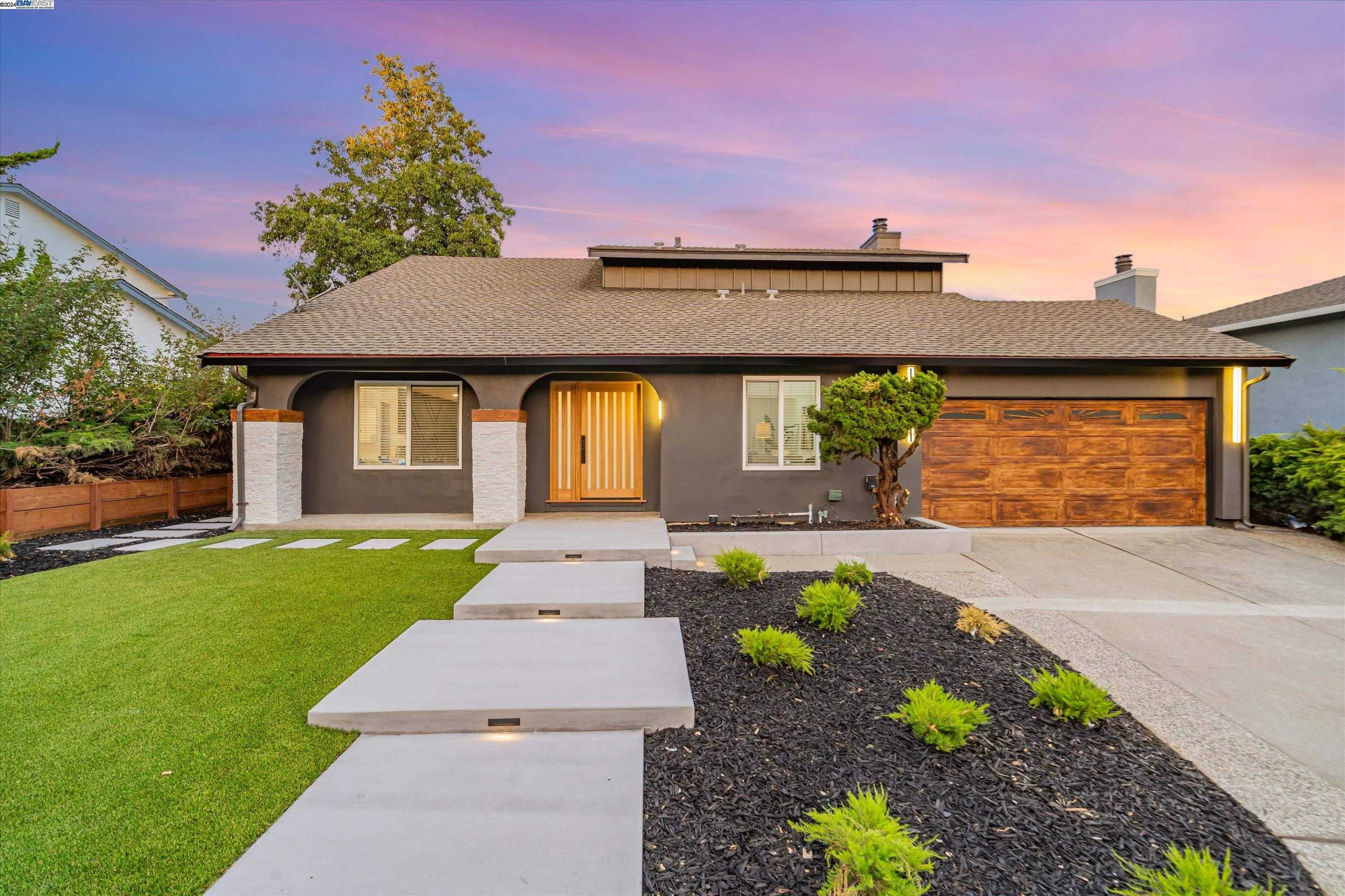 Neighborhood Neighborhood-36