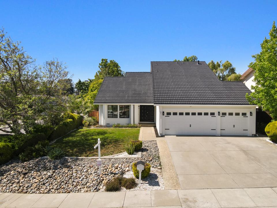 Neighborhood Neighborhood-4