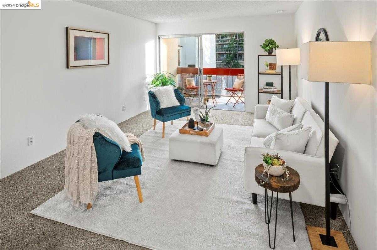 Neighborhood Neighborhood-9