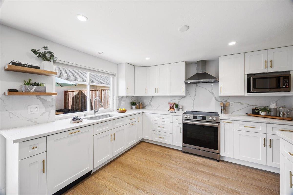 Neighborhood Neighborhood-24