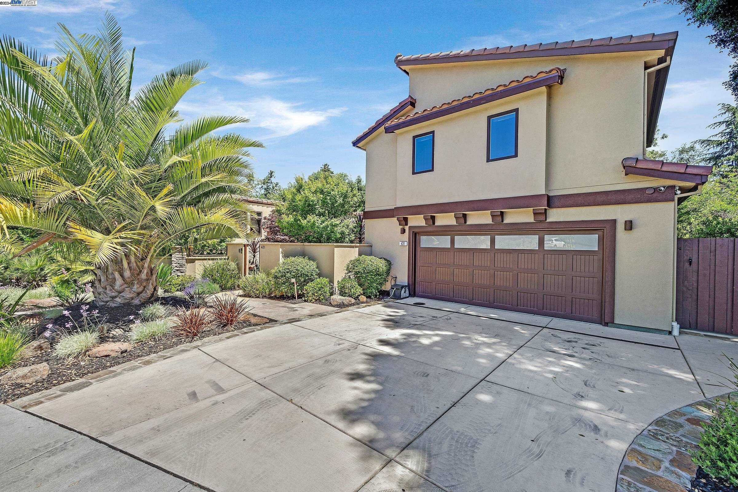 Neighborhood Neighborhood-15