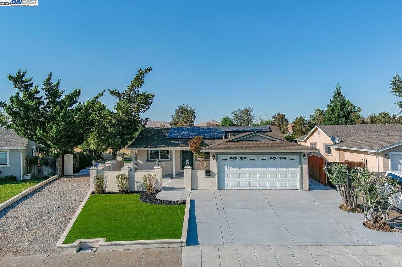 Neighborhood Neighborhood-16