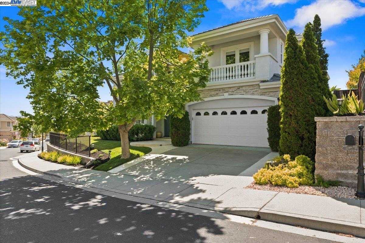 Neighborhood Neighborhood-26