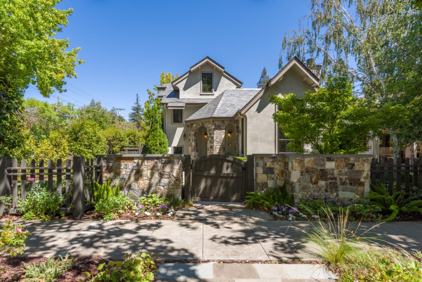 Neighborhood Neighborhood-15