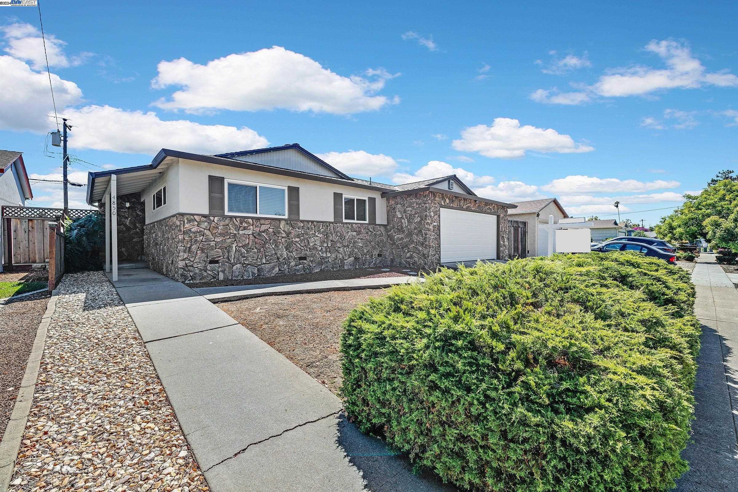 Neighborhood Neighborhood-3