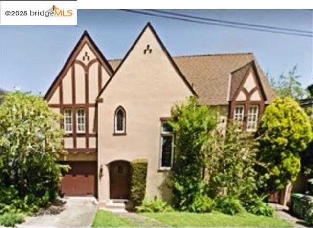 Neighborhood Neighborhood-13