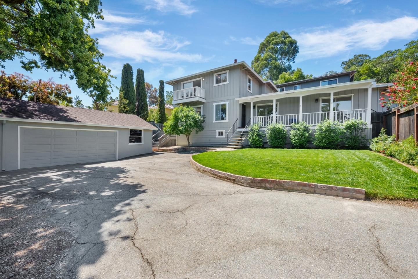 Neighborhood Neighborhood-98