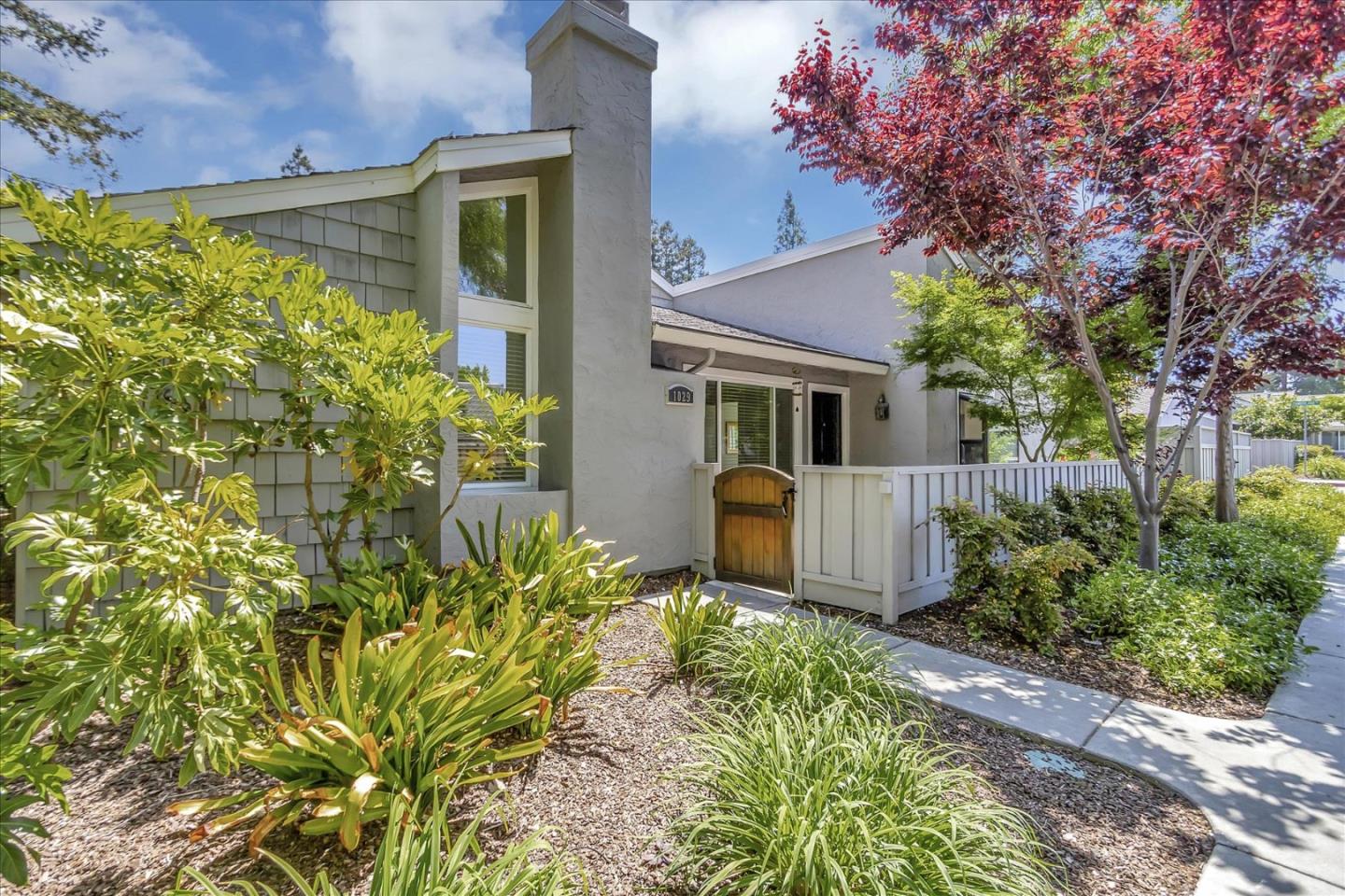 Neighborhood Neighborhood-33