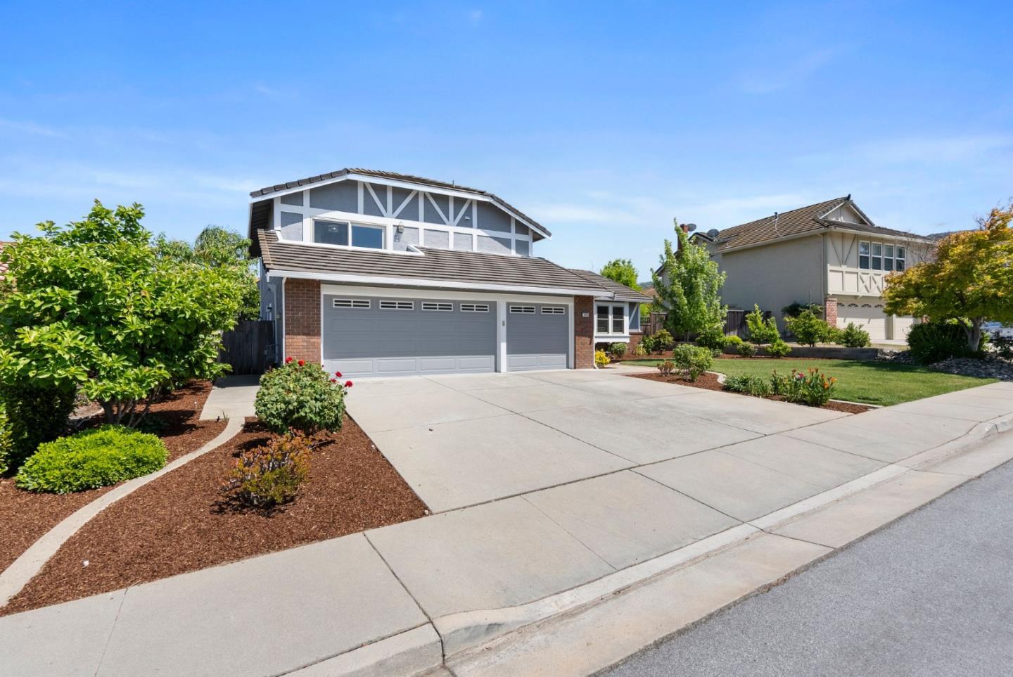 Neighborhood Neighborhood-34