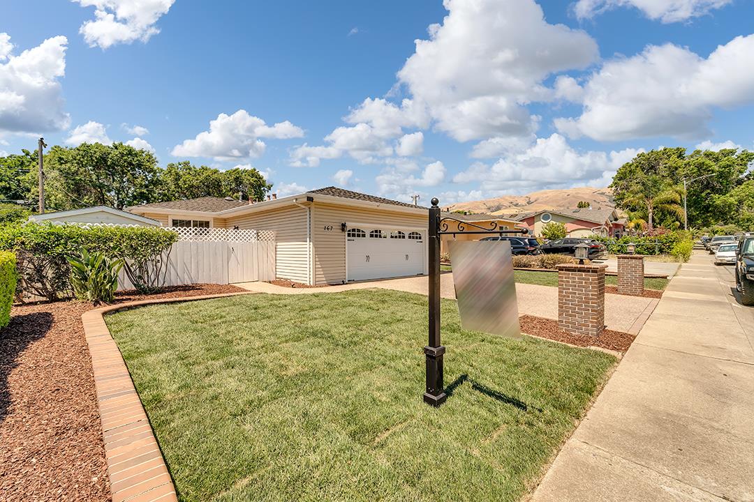 Neighborhood Neighborhood-54