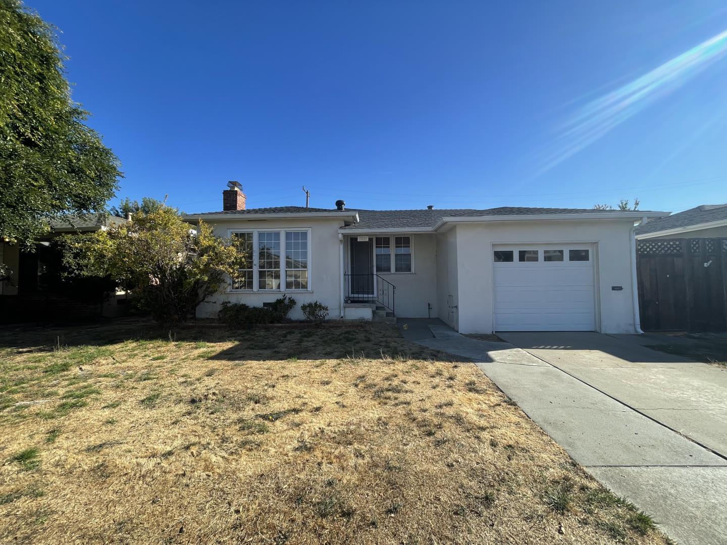 Neighborhood Neighborhood-104