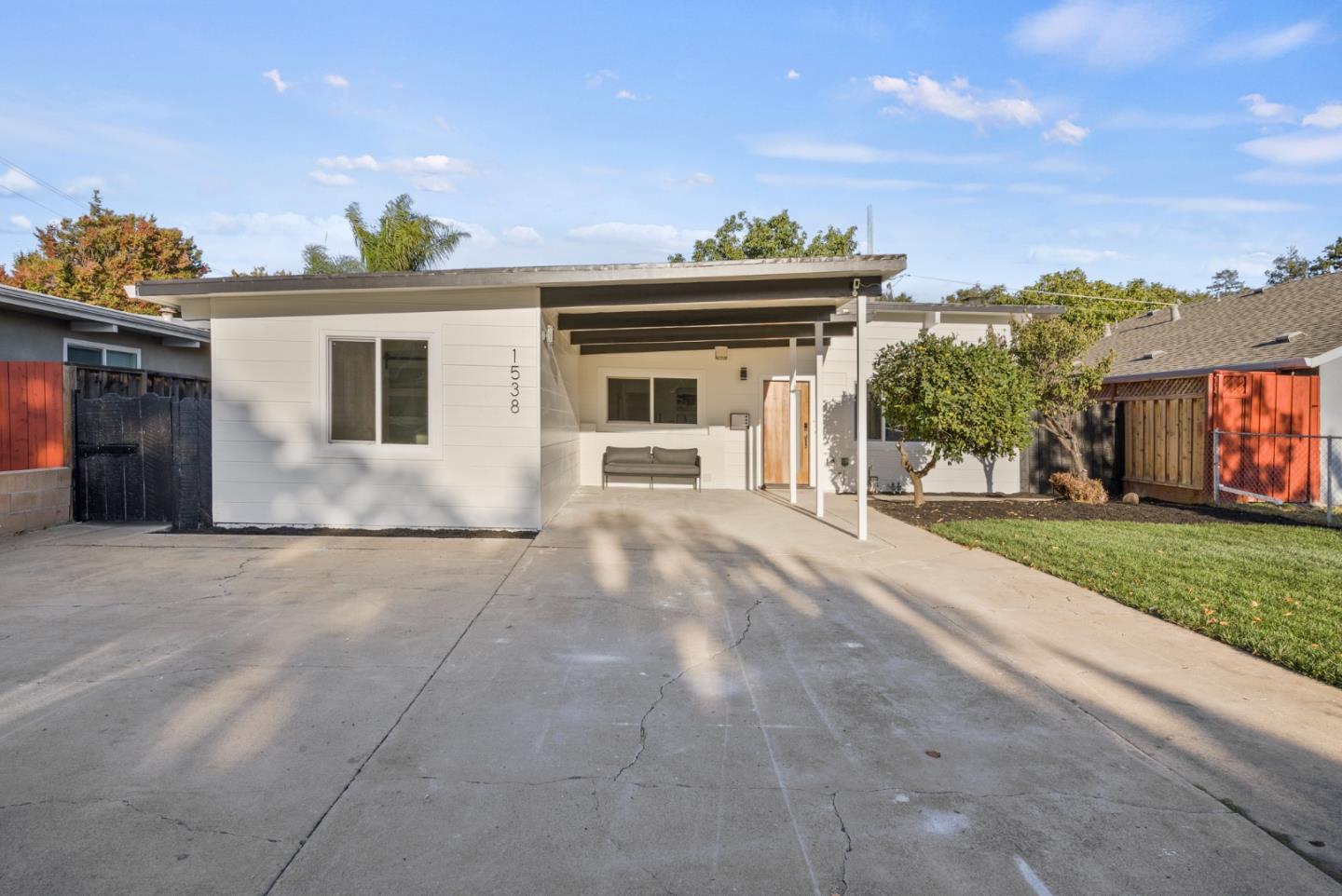 Neighborhood Neighborhood-24