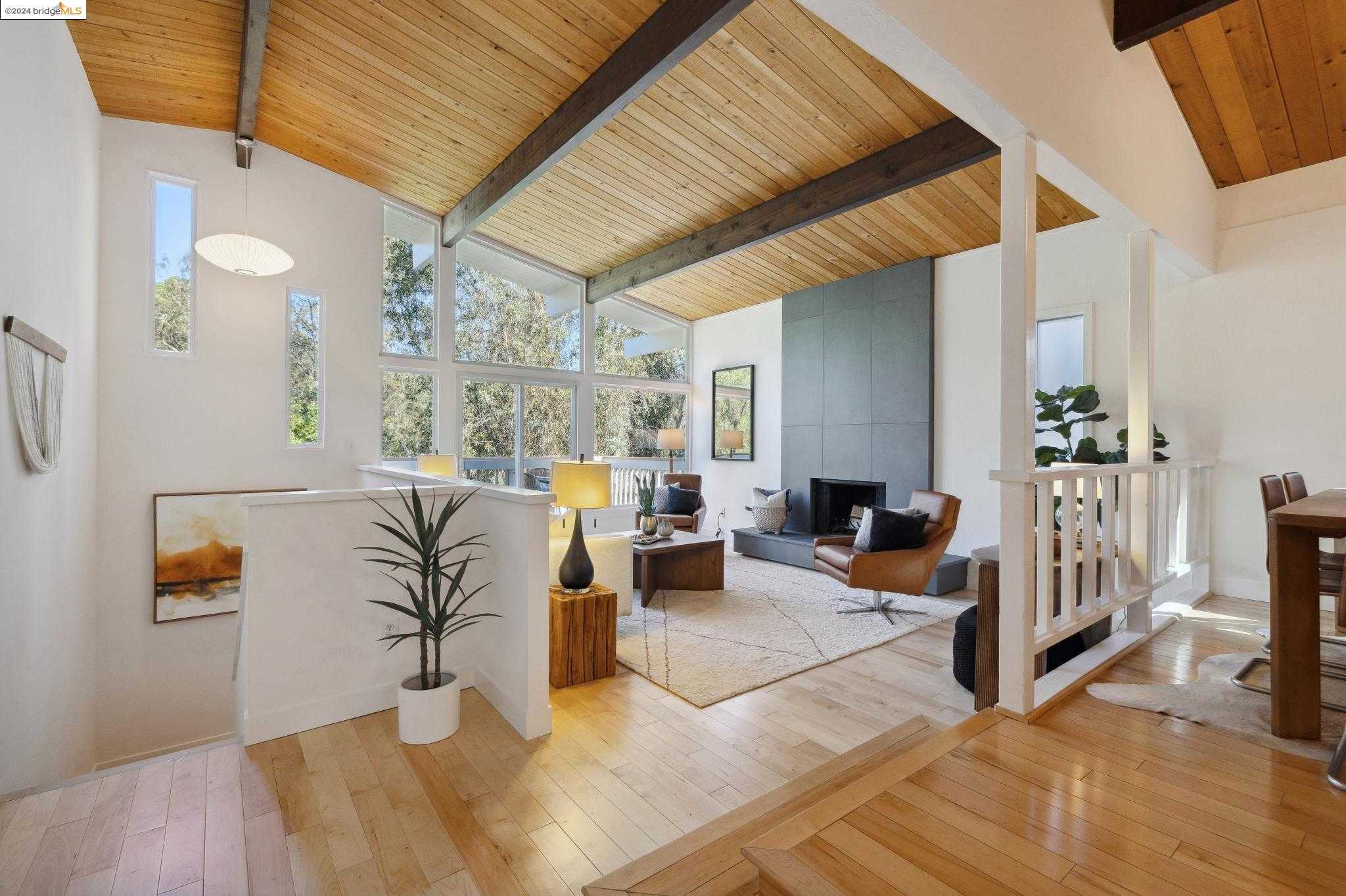 Neighborhood Neighborhood-18