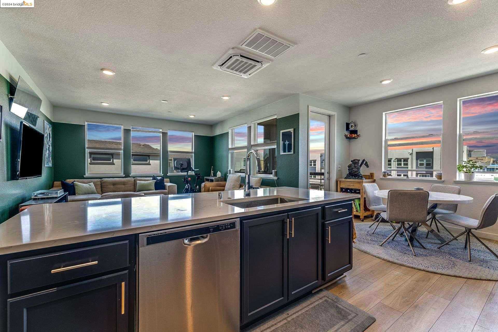 Neighborhood Neighborhood-18