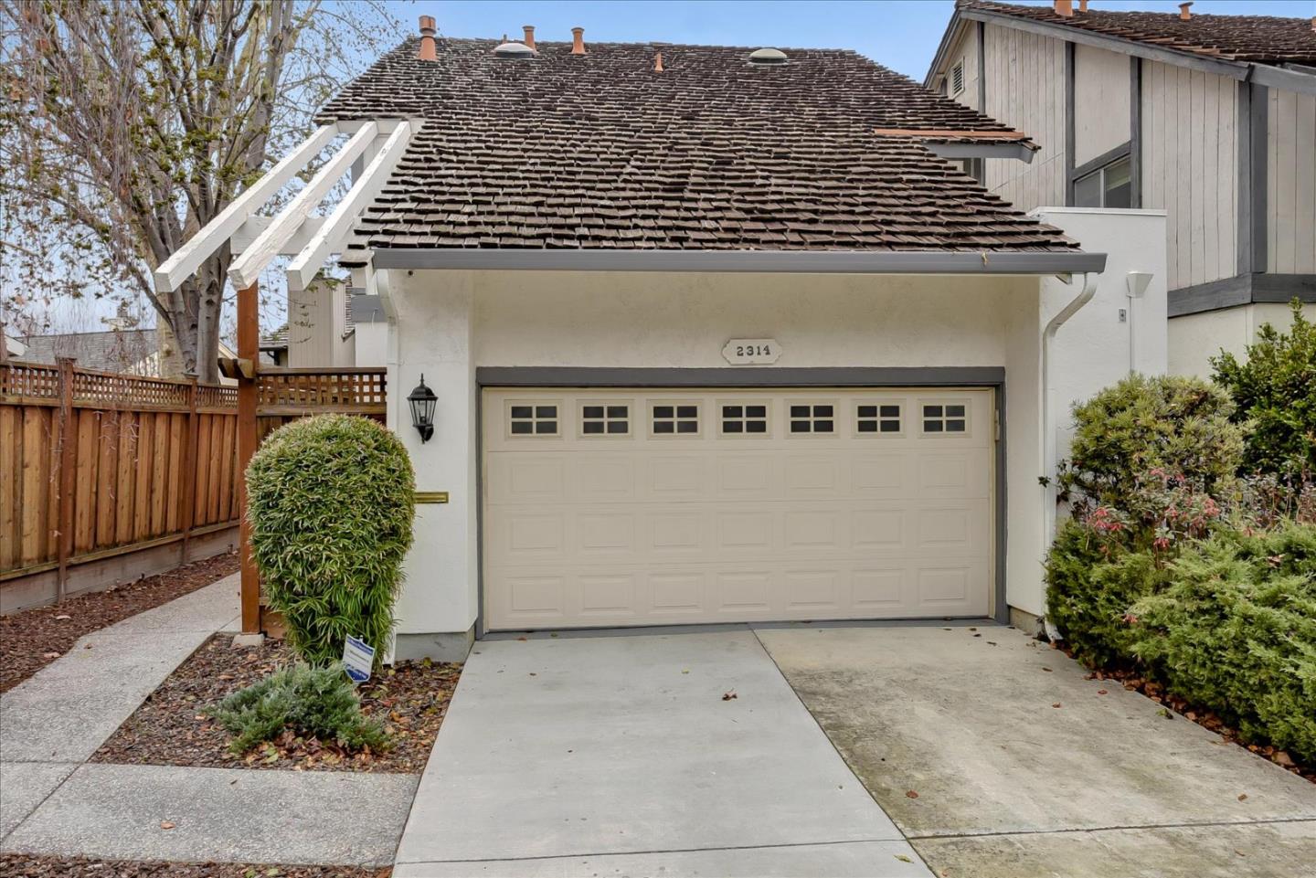 Neighborhood Neighborhood-2