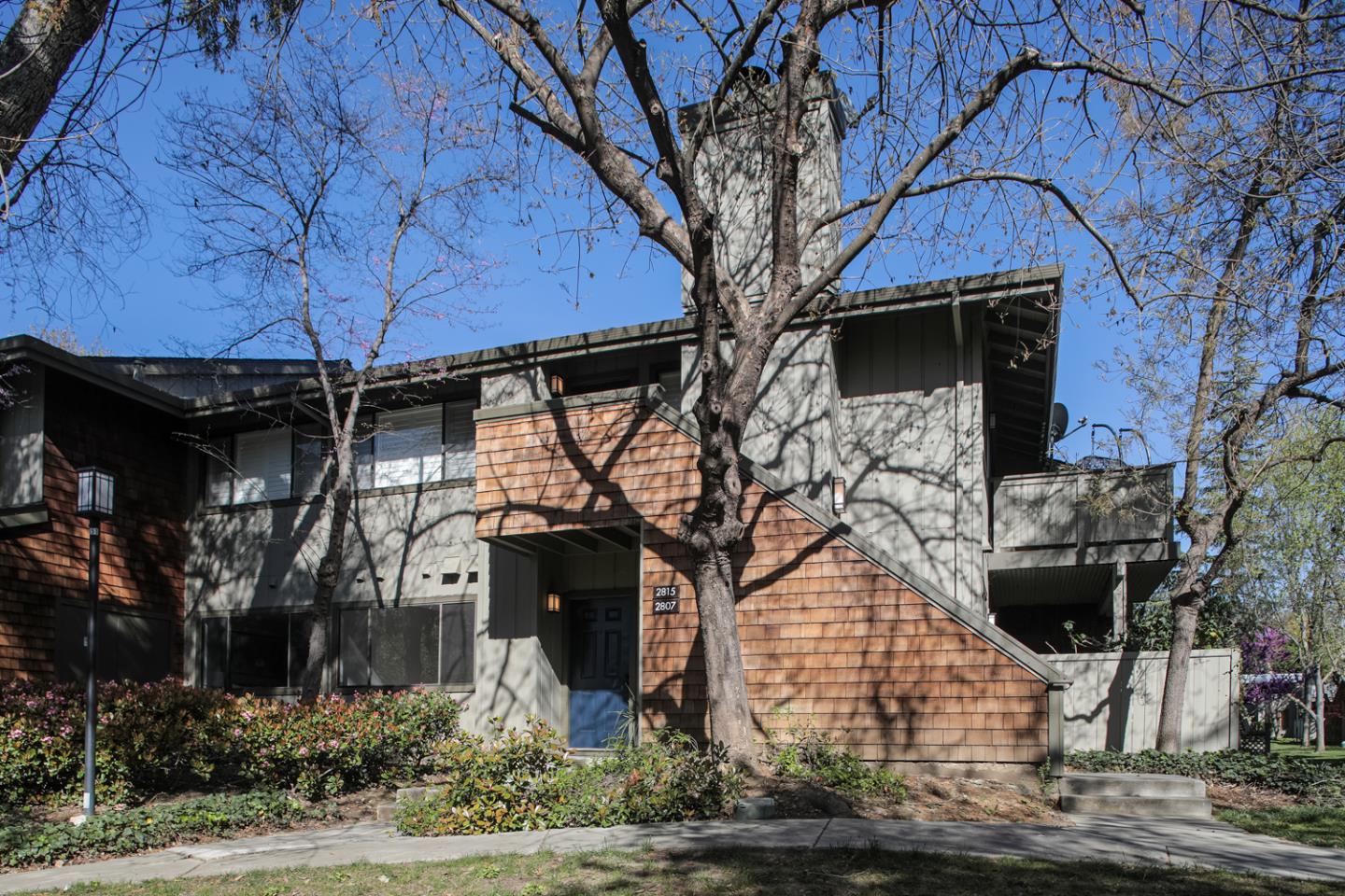 Neighborhood Neighborhood-87