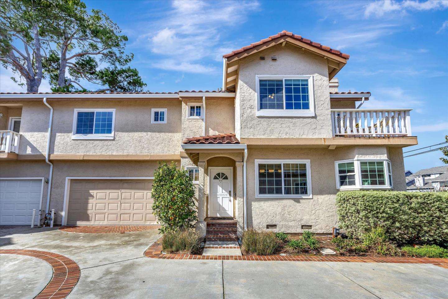 Neighborhood Neighborhood-10