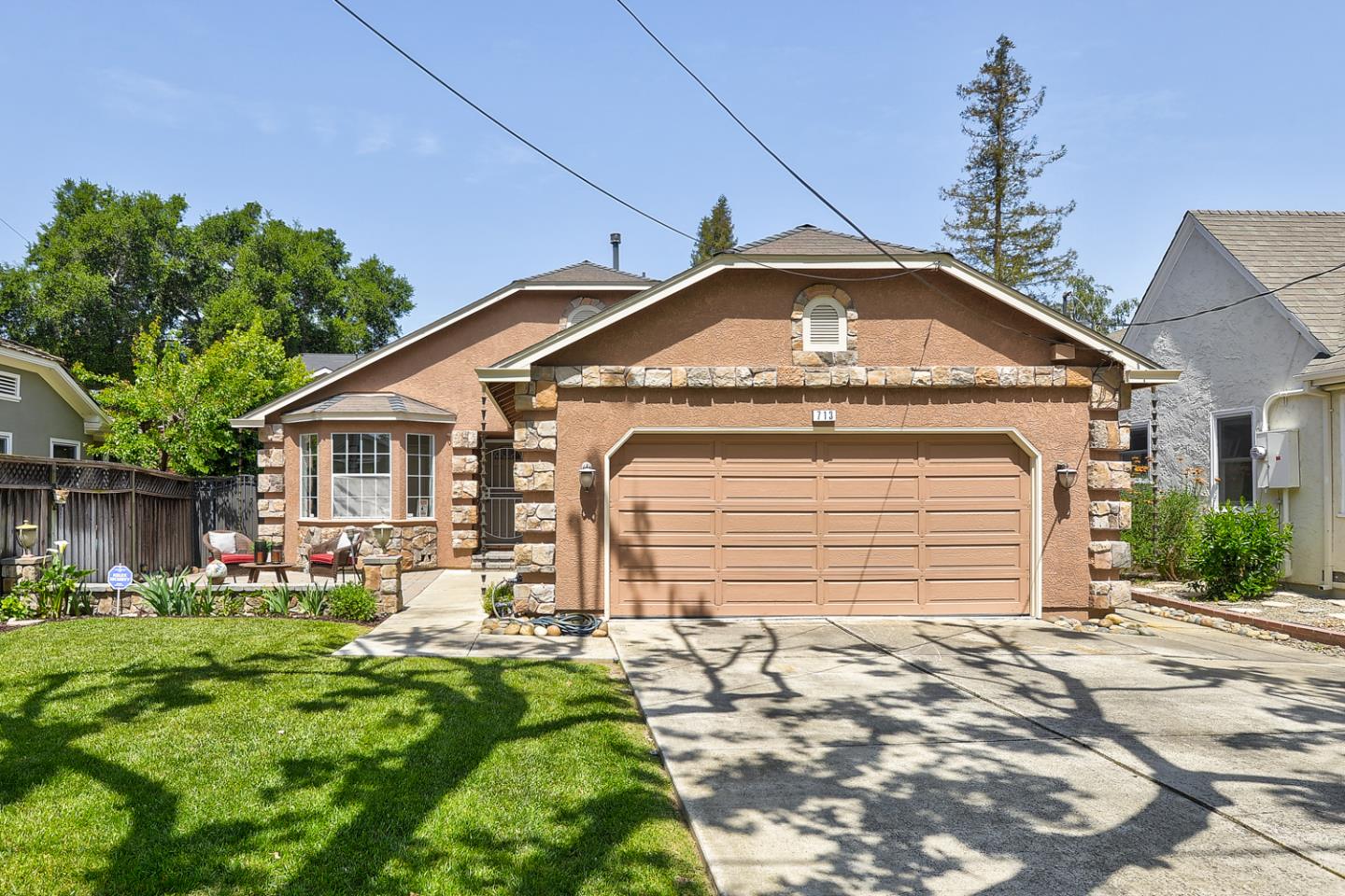 Neighborhood Neighborhood-43