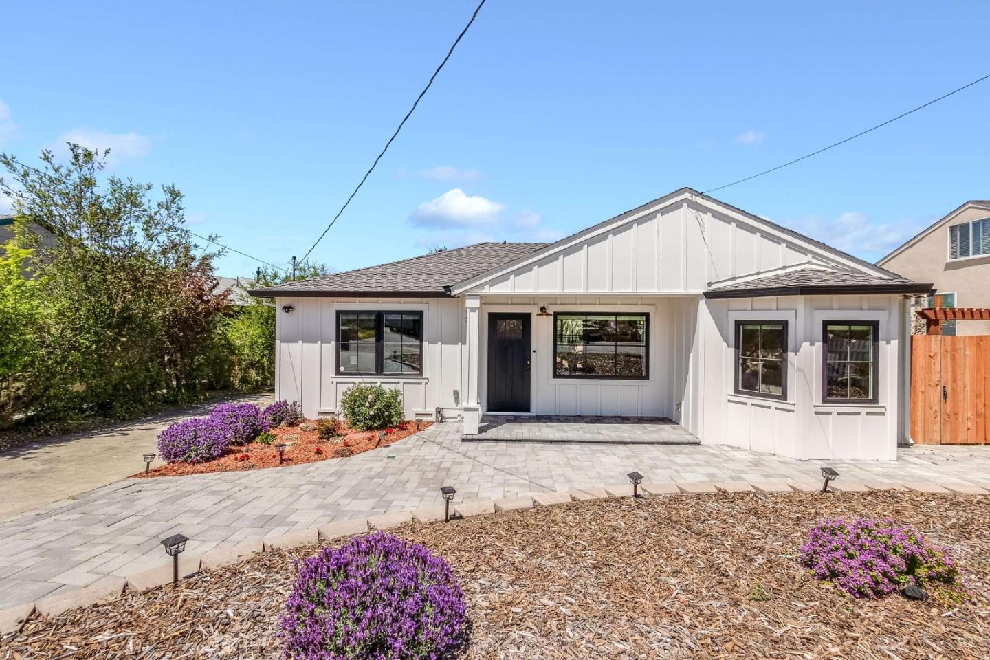 Neighborhood Neighborhood-64