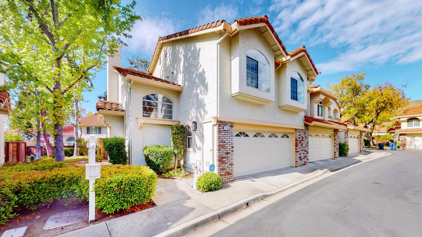 Neighborhood Neighborhood-17