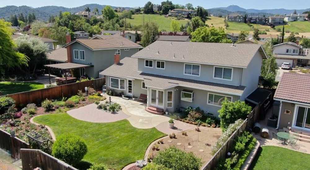 Neighborhood Neighborhood-31