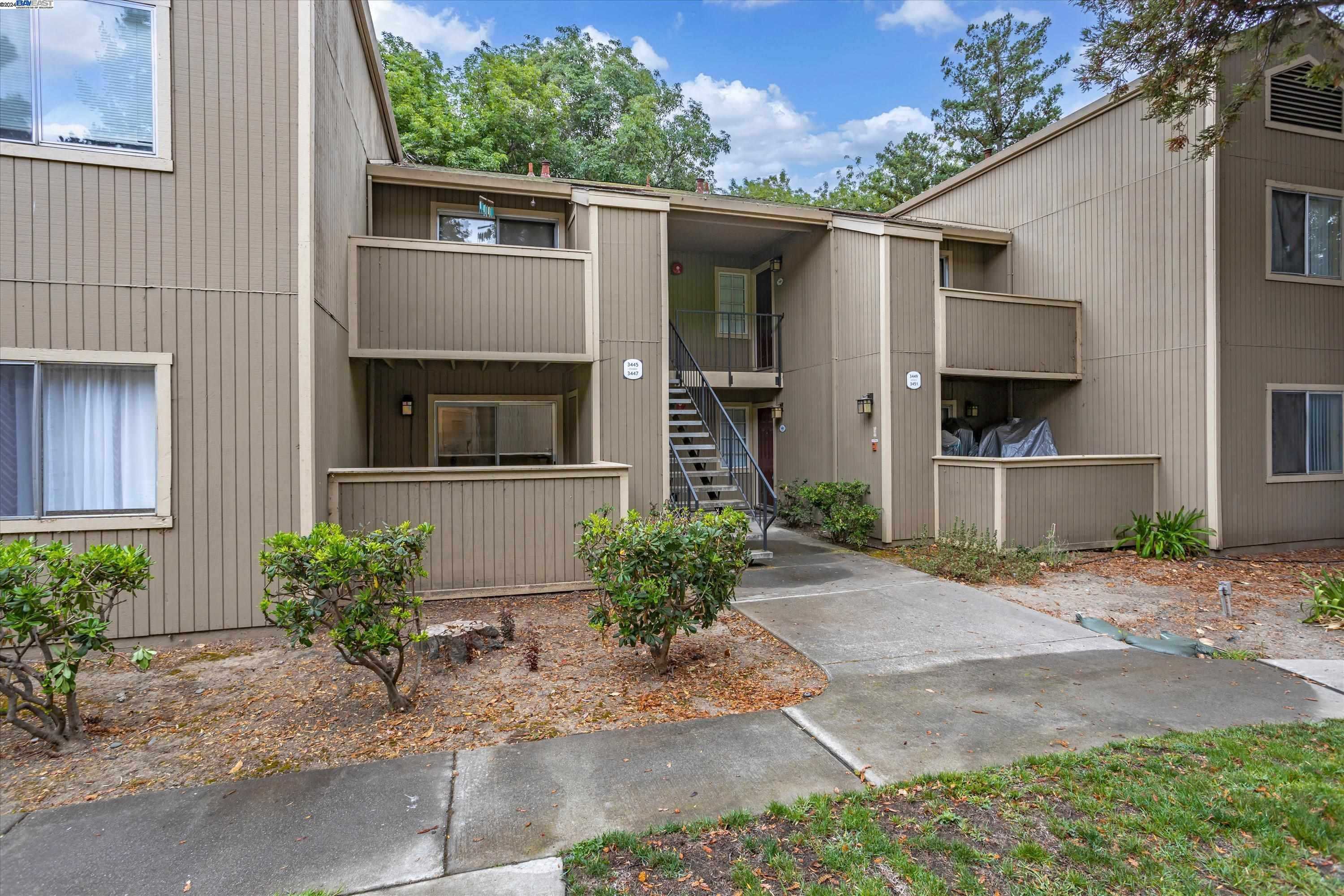 Neighborhood Neighborhood-7