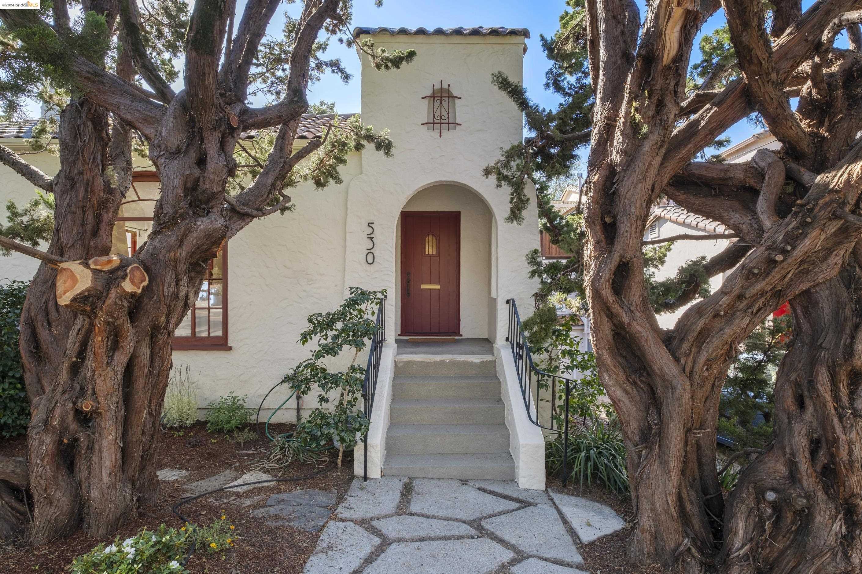 Neighborhood Neighborhood-3