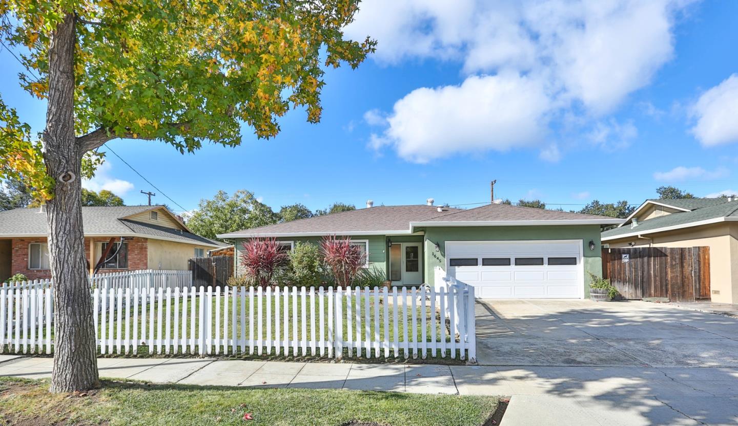 Neighborhood Neighborhood-7