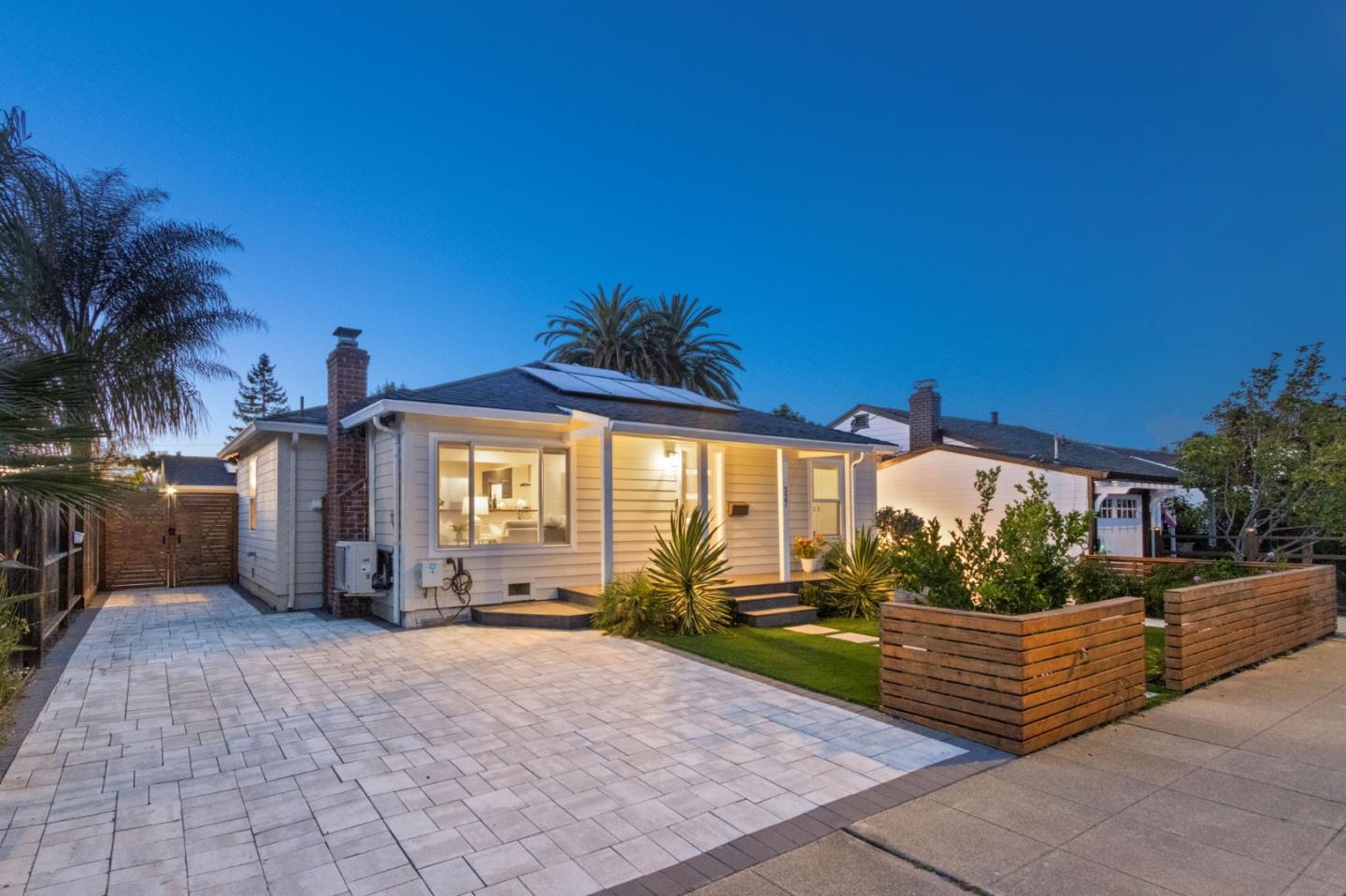 Neighborhood Neighborhood-13