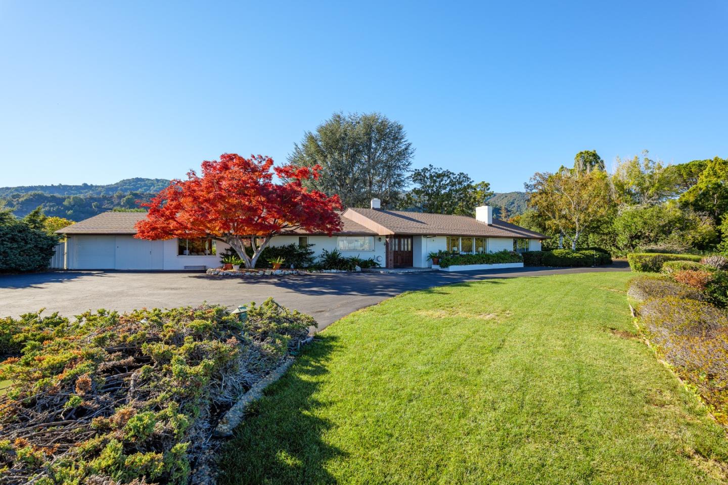 Neighborhood Neighborhood-122