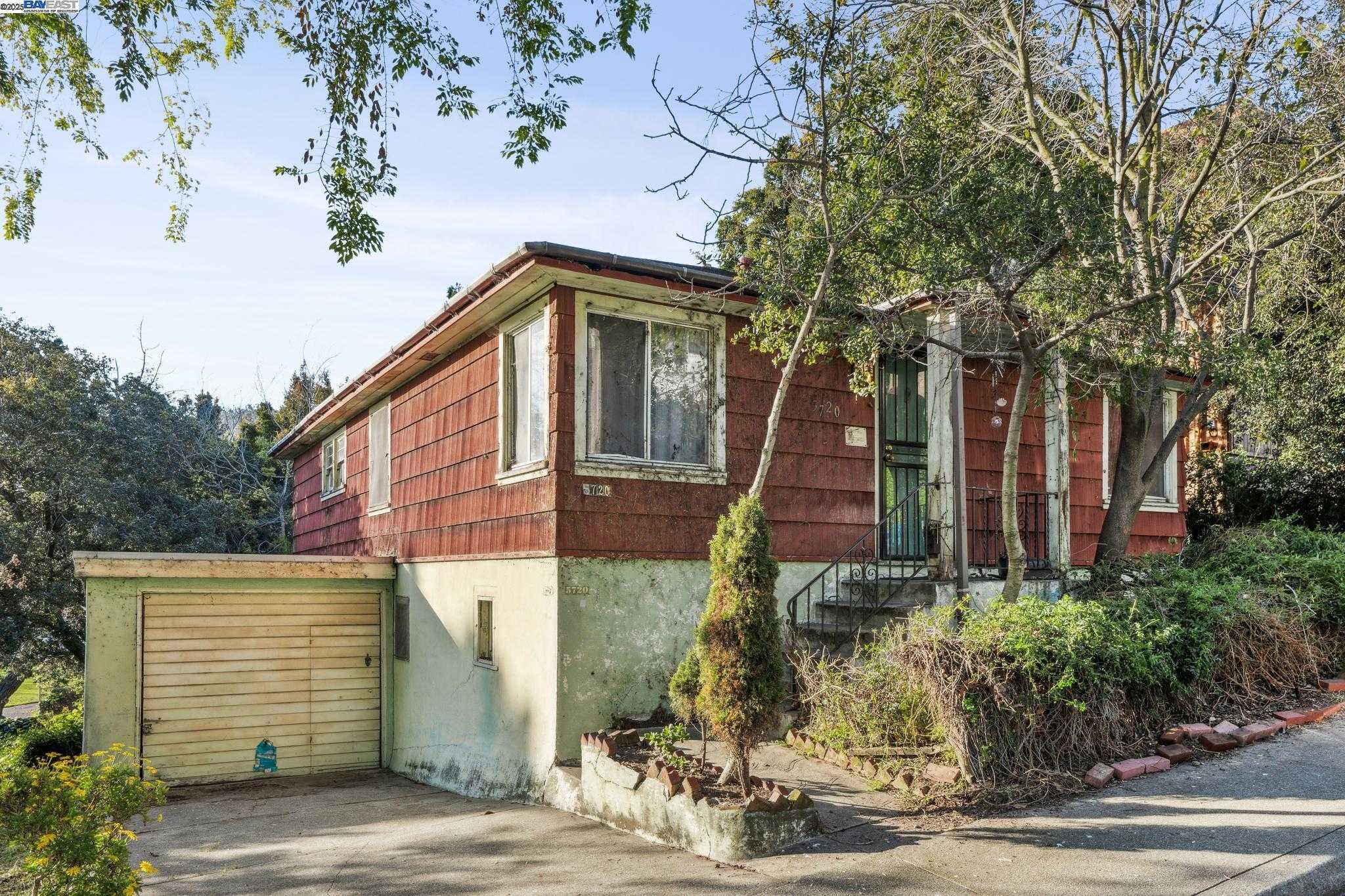 Neighborhood Neighborhood-1