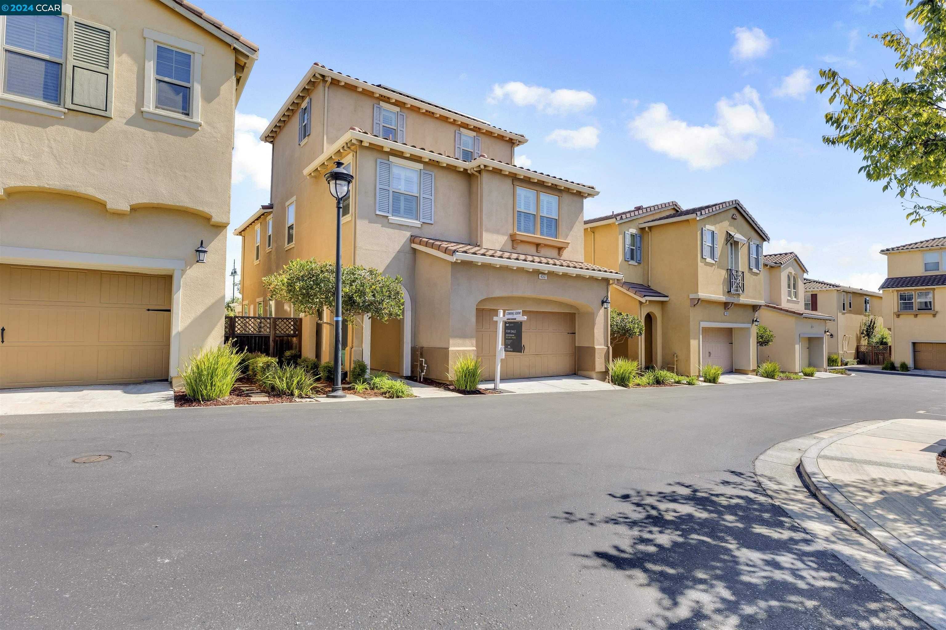 Neighborhood Neighborhood-12