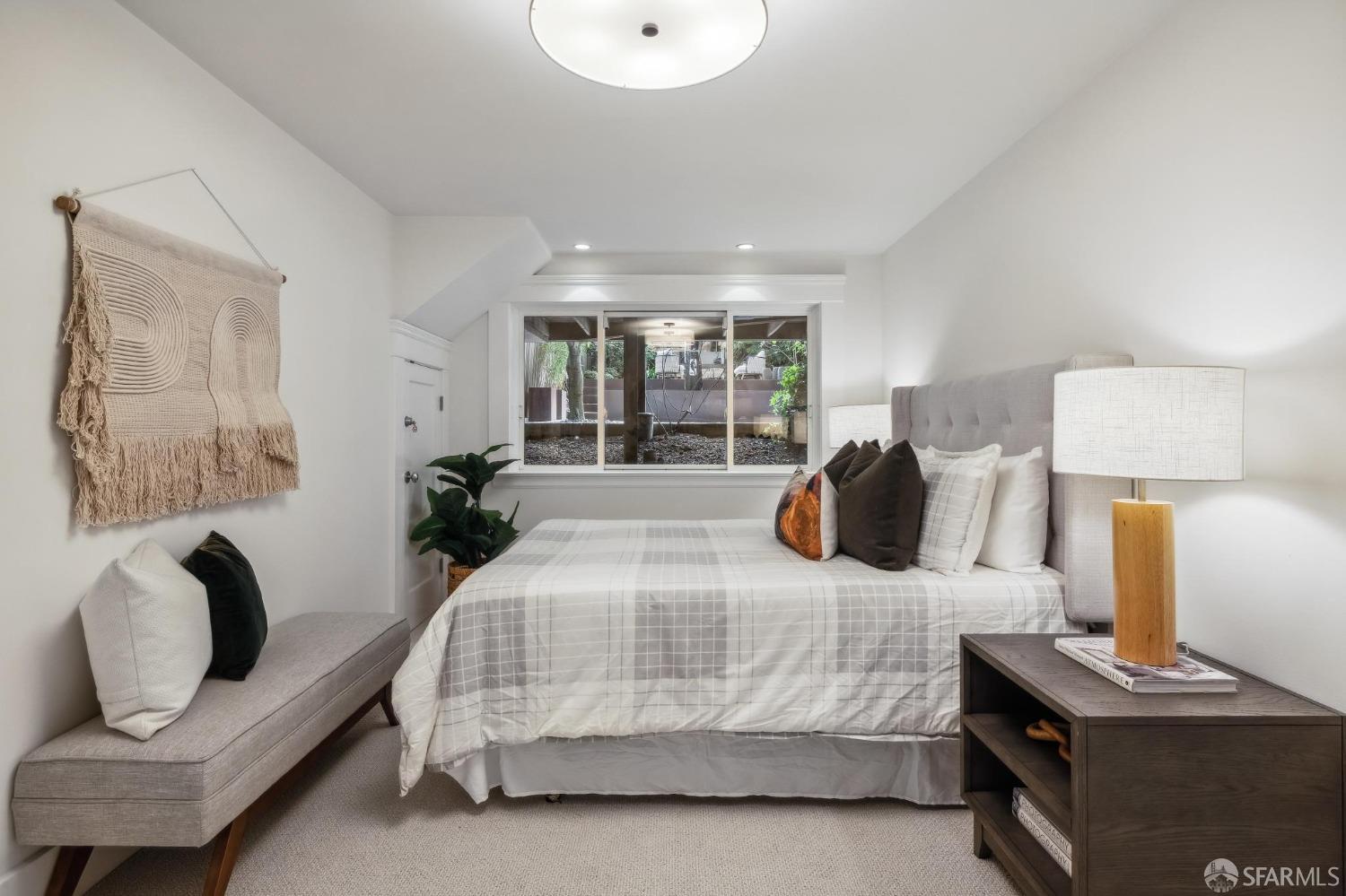 Neighborhood Neighborhood-9