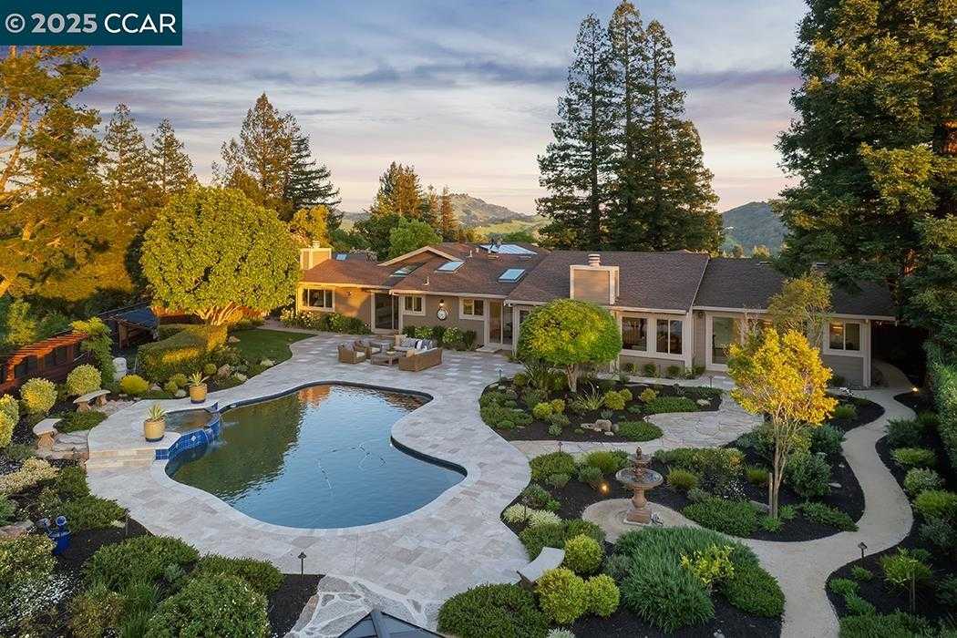 Neighborhood Neighborhood-5