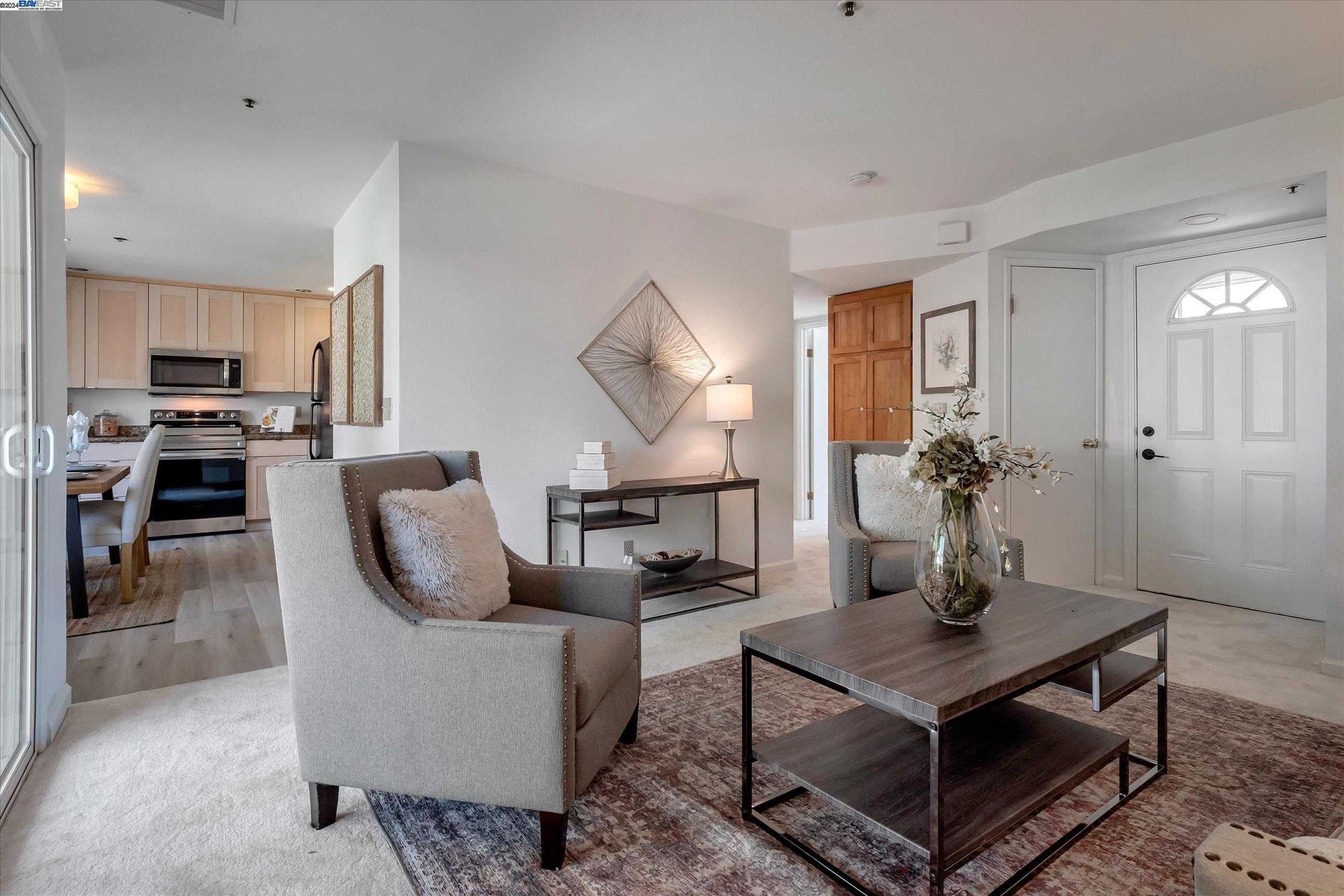 Neighborhood Neighborhood-13