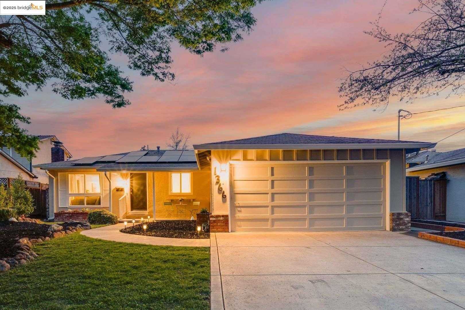 Neighborhood Neighborhood-22