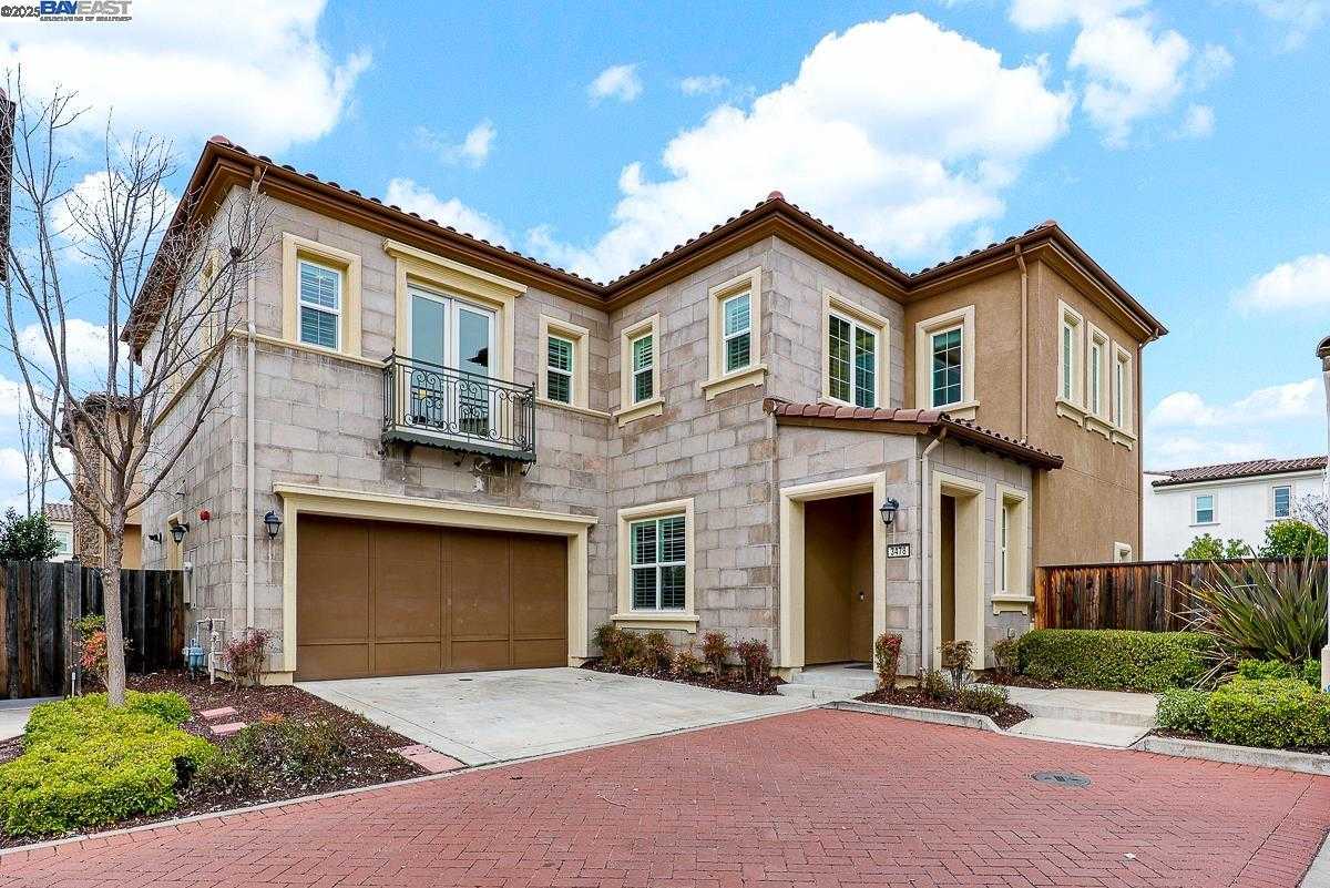 Neighborhood Neighborhood-6