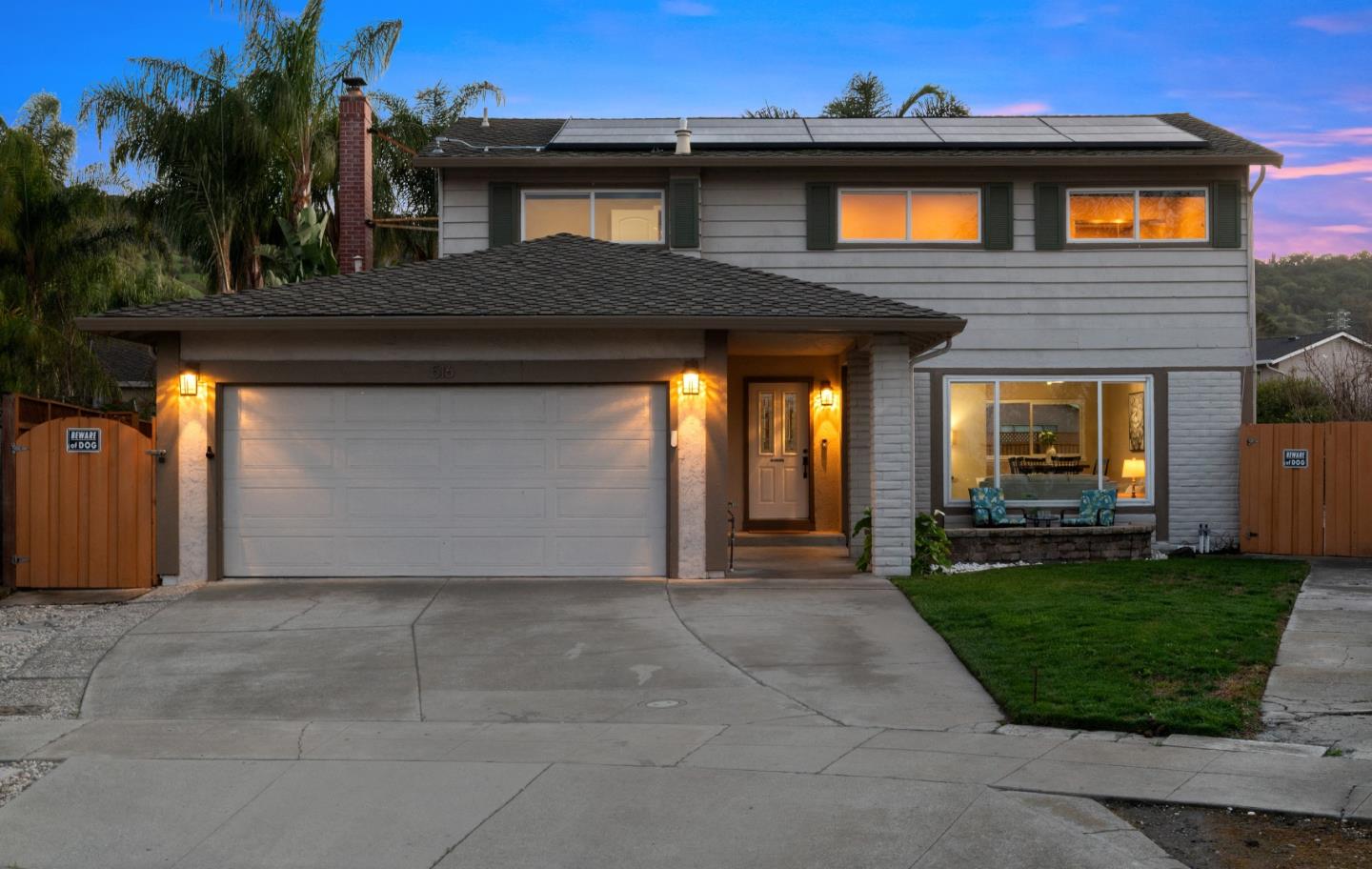 Neighborhood Neighborhood-22