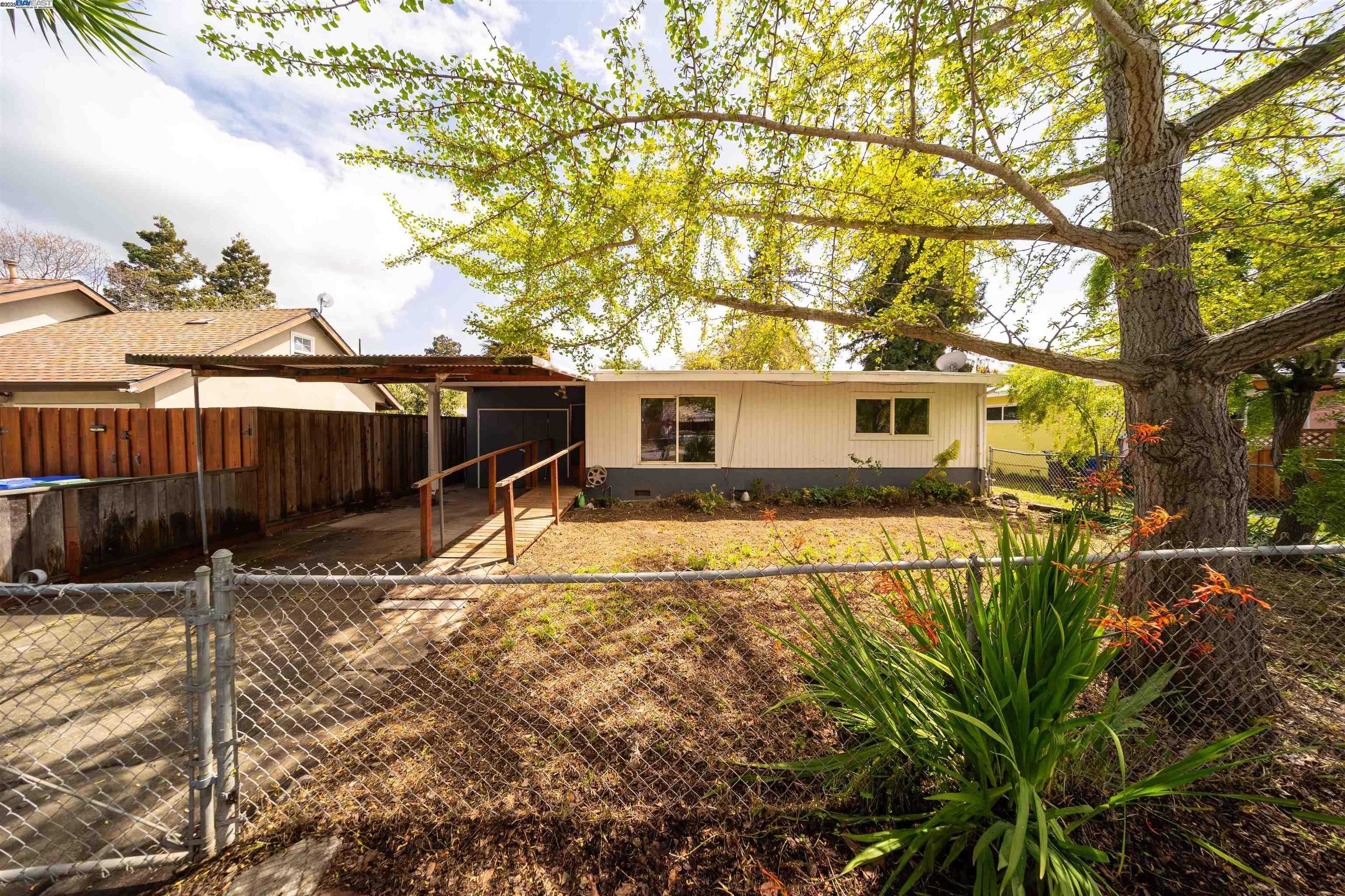 Neighborhood Neighborhood-12