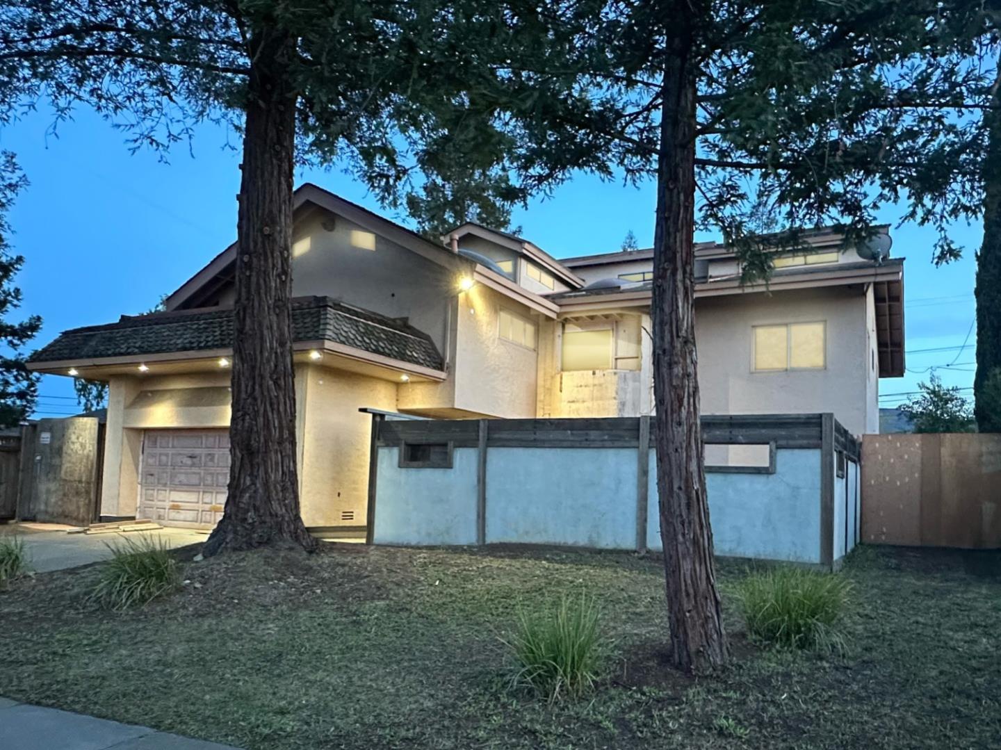 Neighborhood Neighborhood-17