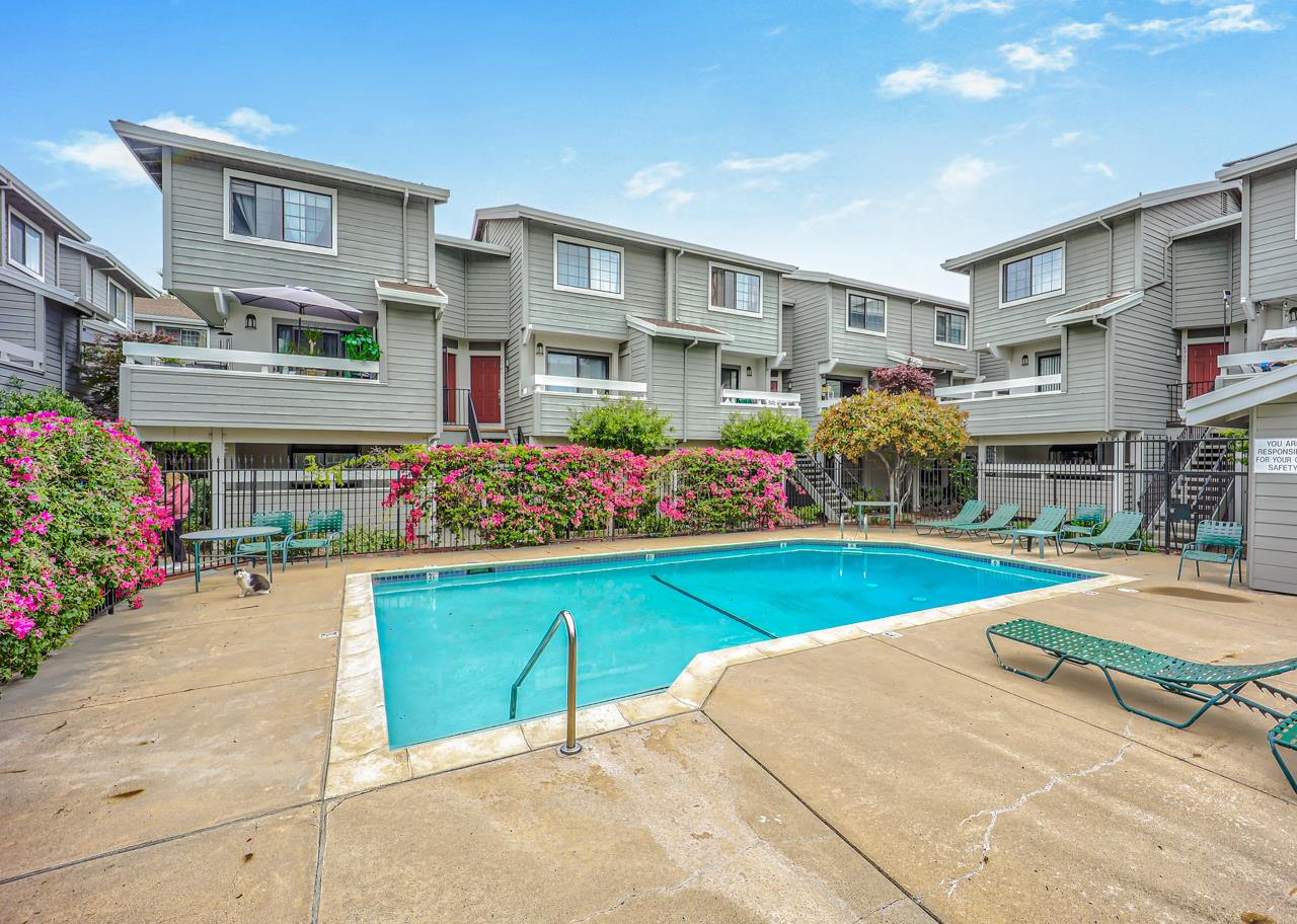 Neighborhood Neighborhood-2